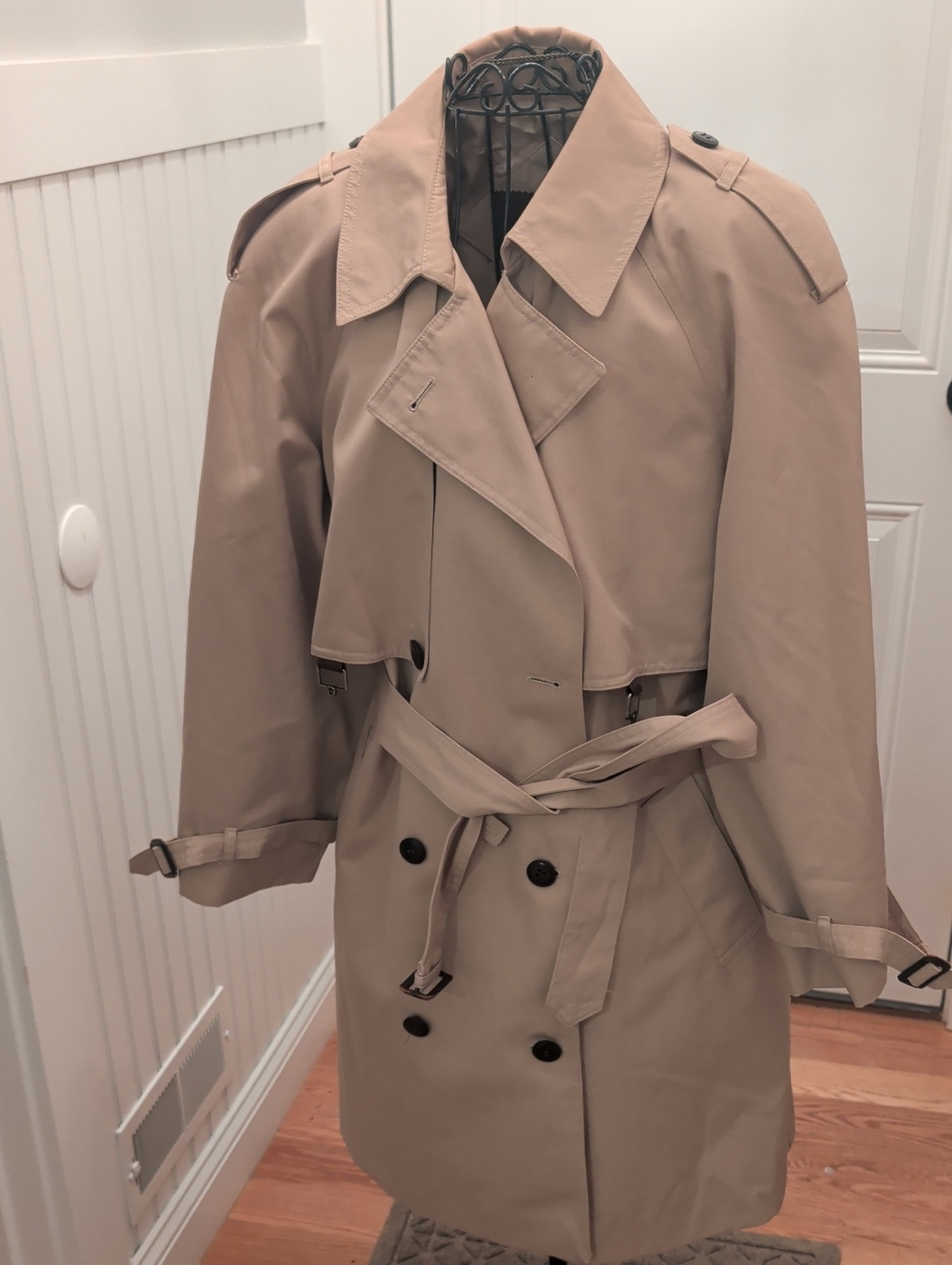 Vintage Etienne Aigner Trench Coat